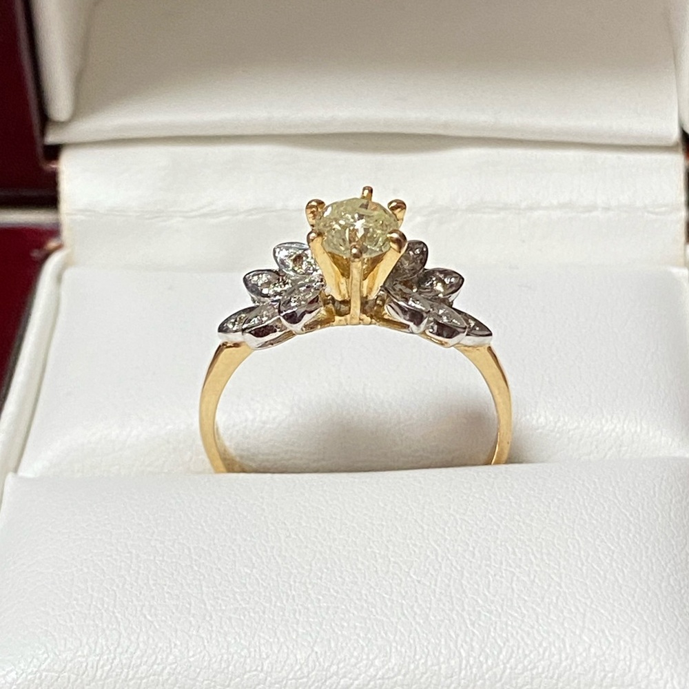 GENUINE NATURAL DIAMOND Engagement Ring Solid 14KT GOLD - Picture 7 of 17
